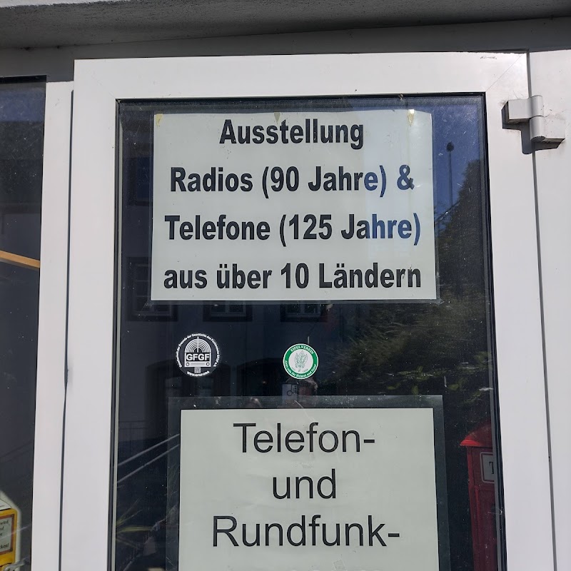 Einzigartiges Telefon und Rundfunk Museum