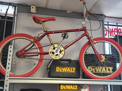 14K Pawn, 28350 W 8 Mile Rd, Farmington Hills, MI 48336, USA, 