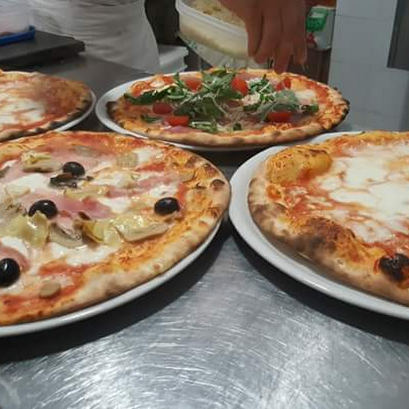 Pizzeria Antipasteria Mina