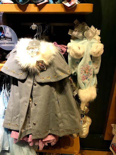 Toy Store «Disney Store», reviews and photos, 2855 Stevens Creek Blvd, Santa Clara, CA 95050, USA