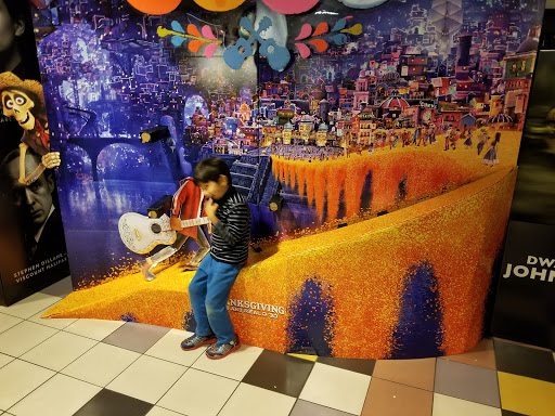 Movie Theater «AMC First Colony 24», reviews and photos, 3301 Town Center Blvd, Sugar Land, TX 77479, USA