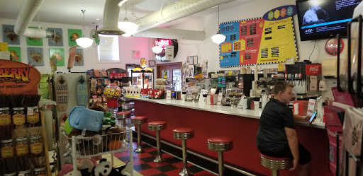 Department Store «Dellas 5 & 10», reviews and photos, 503 Washington St, Cape May, NJ 08204, USA