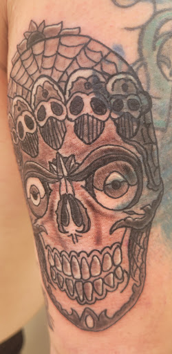 Find jewel tattoo ideas for your next unique tattoo in Meridian at SK-Tattoo1