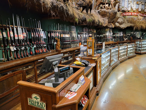 Sporting Goods Store «Bass Pro Shops», reviews and photos, 1000 Bass Pro Dr NW, Altoona, IA 50009, USA