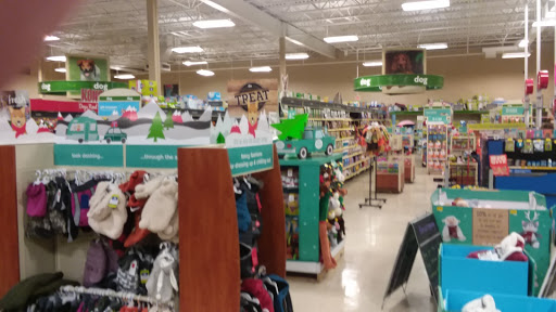 Pet Supply Store «PetSmart», reviews and photos, 3132 Vestal Pkwy E, Vestal, NY 13850, USA