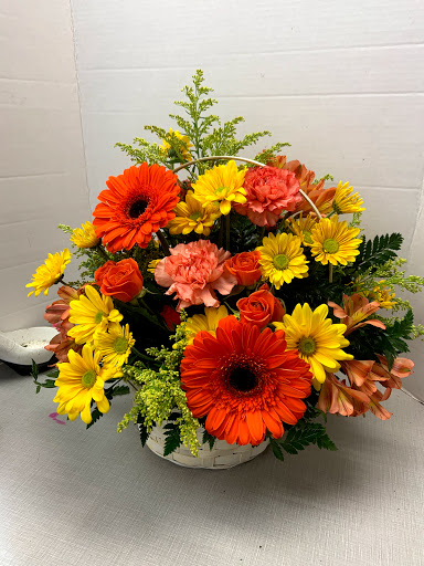 Florist «Agape Florist», reviews and photos, 261 Ridge McIntire Rd, Charlottesville, VA 22903, USA