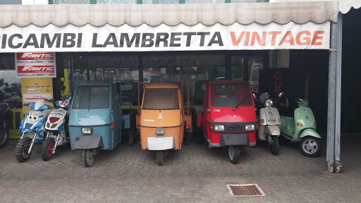 Guidomoto - Ingrosso Ricambi Moto Scooter Vespa Lambretta Ciao e vintage. Ricambi per biciclette