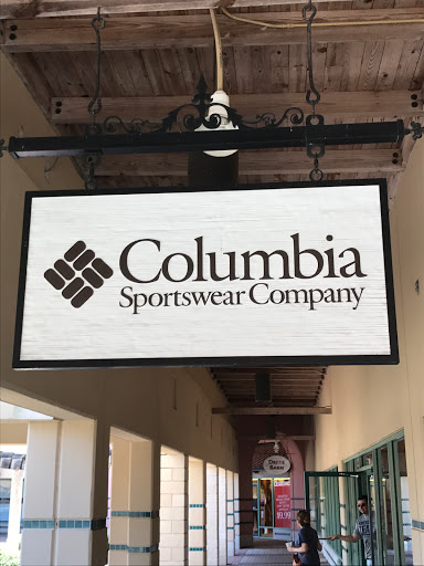 Sportswear Store «Columbia Sportswear Outlet Store at Prime Outlets San Marcos», reviews and photos, 3939 I-35 #340, San Marcos, TX 78666, USA