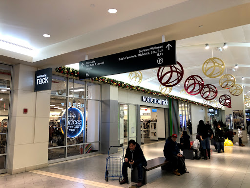 Department Store «Nordstrom Rack Skyview Center», reviews and photos, 4024 College Point Blvd, Flushing, NY 11354, USA