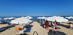 Archea Pydna beach'in fotoğrafı geniş bir kıyı şeridi ile birlikte