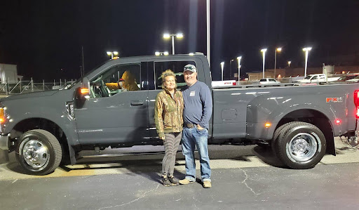 Ford Dealer «Ancira Ford», reviews and photos, 501 10th St, Floresville, TX 78114, USA