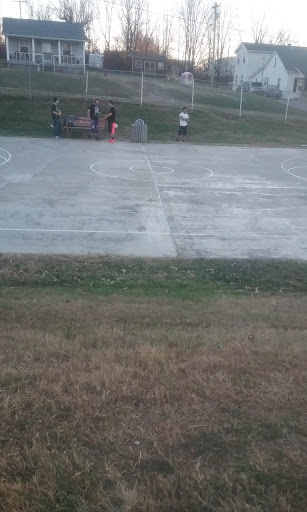 Park «Macon County Park», reviews and photos, 508 Days Rd, Lafayette, TN 37083, USA