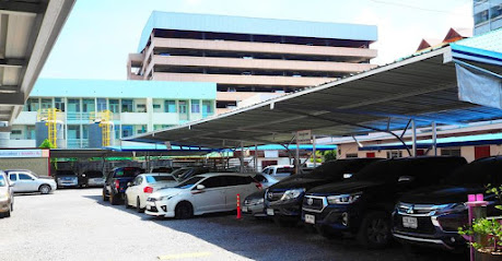 I-HOUSE CARPARK