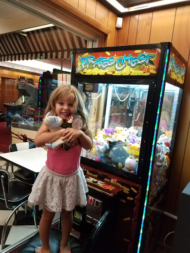 Bowling Alley «Colonial Lanes», reviews and photos, 2253 Old Hwy 218 S, Iowa City, IA 52246, USA