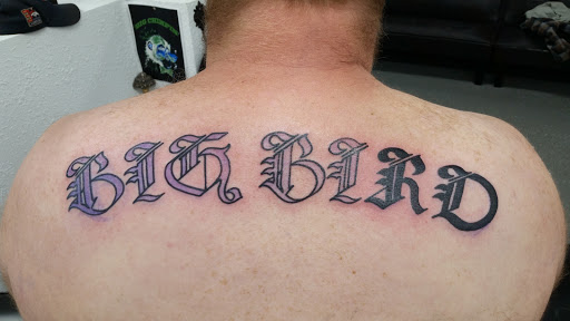 Tattoo Shop «Mystic Addiction Tattoos», reviews and photos, 818 N Kansas Ave, Topeka, KS 66608, USA