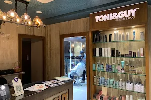 Toni&Guy Hairdressing, T Nagar image