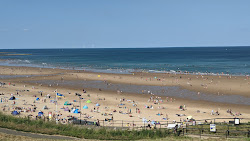 Photo de Long Sands beach zone des équipements