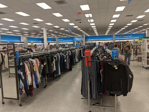 Clothing Store «Ross Dress for Less», reviews and photos, 16250 Paramount Blvd, Paramount, CA 90723, USA