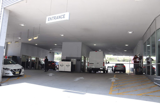 Nissan Dealer «Universal City Nissan», reviews and photos, 3550 Cahuenga Blvd W, Los Angeles, CA 90068, USA