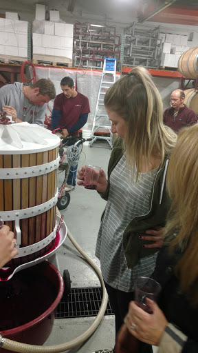 Winery «wineUdesign», reviews and photos, 156 Engineers Dr, Hicksville, NY 11801, USA