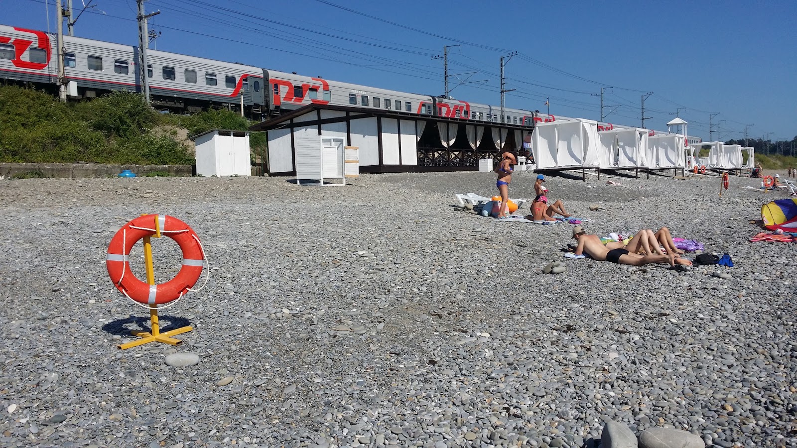 Foto von Katkova Shchel beach mit sehr sauber Sauberkeitsgrad