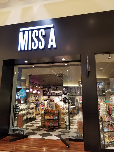 Cosmetics Store «MISS A», reviews and photos, 3000 Grapevine Mills Pkwy #424, Grapevine, TX 76051, USA