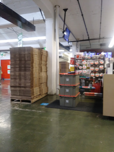 Truck Rental Agency «U-Haul Moving & Storage of South Philadelphia», reviews and photos, 1015-25 S 12th St, Philadelphia, PA 19147, USA