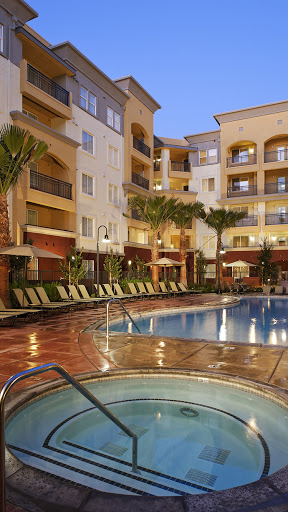 Apartment Building «Avalon Union City», reviews and photos