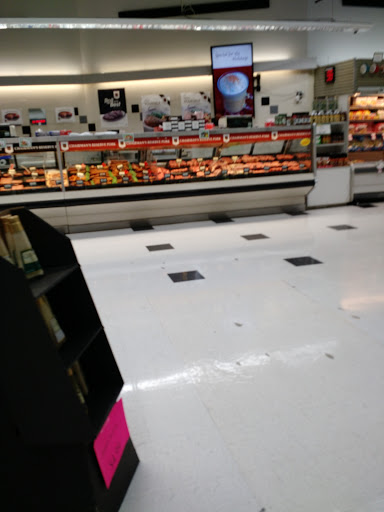 Supermarket «Hollywood Super Market», reviews and photos, 29200 N Campbell Rd, Madison Heights, MI 48071, USA