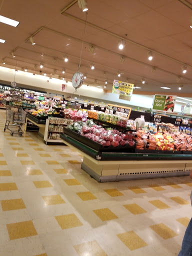 Grocery Store «Market Basket», reviews and photos, 49 Pond St, Ashland, MA 01721, USA