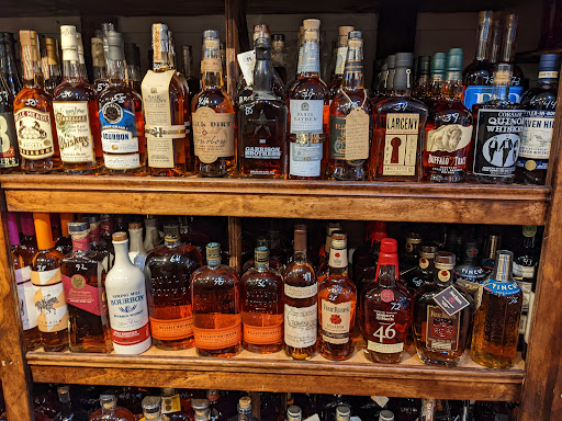Wine Store «Cabrini Wines & Liquors», reviews and photos, 91 Pinehurst Ave, New York, NY 10033, USA