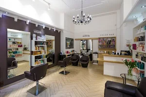 hairdressers Prague EM Hair Salon image