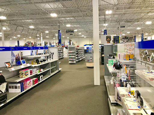 Electronics Store «Best Buy», reviews and photos, 14 Allstate Rd, Dorchester, MA 02125, USA