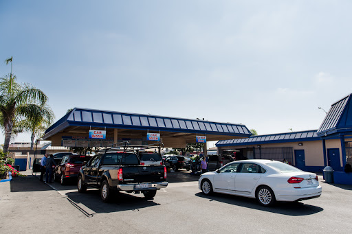 Crystal Clean Car Wash en Imperial Beach