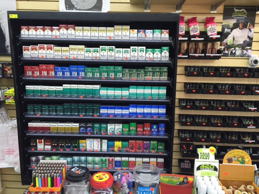 Tobacco Shop «VIP SMOKE SHOP ORLANDO», reviews and photos, 11218 S Orange Blossom Trail, Orlando, FL 32837, USA