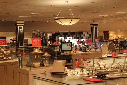 Department Store «Lord & Taylor», reviews and photos, 760 Boylston St, Boston, MA 02199, USA