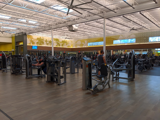 Gym «LA Fitness», reviews and photos, 2306 N Ocean Ave, Farmingville, NY 11738, USA