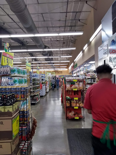 Supermarket «Tienda Fiesta Mart», reviews and photos, 210 E Davis St, Conroe, TX 77301, USA