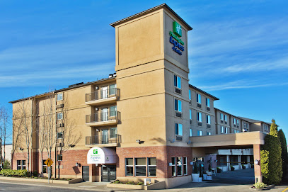 Holiday Inn Express & Suites Portland-NW Downtown, an IHG Hotel