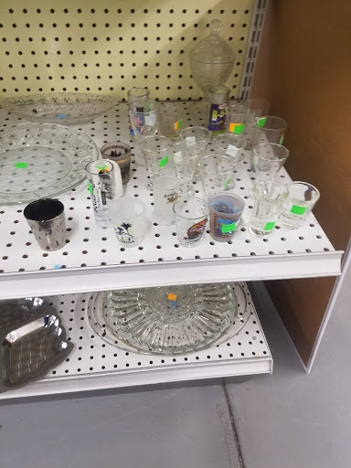 Building Materials Store «ReStore Fox Valley Habitat for Humanity», reviews and photos, 4100 Fox Valley Center Dr, Aurora, IL 60504, USA