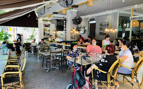 Cafe Zelik image