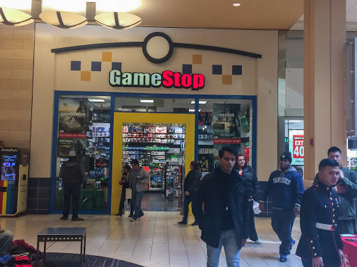 Video Game Store «GameStop», reviews and photos, 90-15 Queens Blvd #1105, Elmhurst, NY 11373, USA