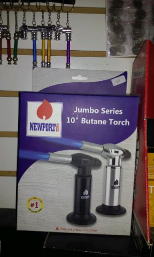 Tobacco Shop «Mary Janes Place Smoke Shop», reviews and photos, 1807 N Main St, Los Angeles, CA 90031, USA