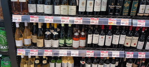 Grocery Store «H-E-B Grocery», reviews and photos, 407 S Adams St, Fredericksburg, TX 78624, USA