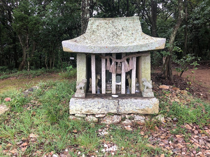 雄岡神社