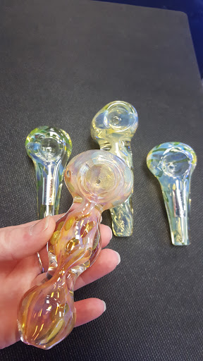 Vaporizer Store «UP IN SMOKE Vapes & Tobacco Shop», reviews and photos, 176 US-202 #114, Ringoes, NJ 08551, USA