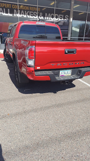 Auto Body Shop «Camelback Collision Center», reviews and photos, 4635 N 7th St, Phoenix, AZ 85014, USA