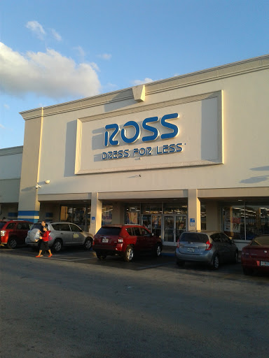Clothing Store «Ross Dress for Less», reviews and photos, 12115 Biscayne Blvd, North Miami, FL 33181, USA