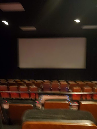 Movie Theater «Bow Tie Cinemas Movieland at Boulevard Square», reviews and photos, 1301 N Boulevard, Richmond, VA 23230, USA