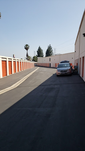 Self-Storage Facility «Public Storage», reviews and photos, 18175 Chatsworth St, Granada Hills, CA 91344, USA